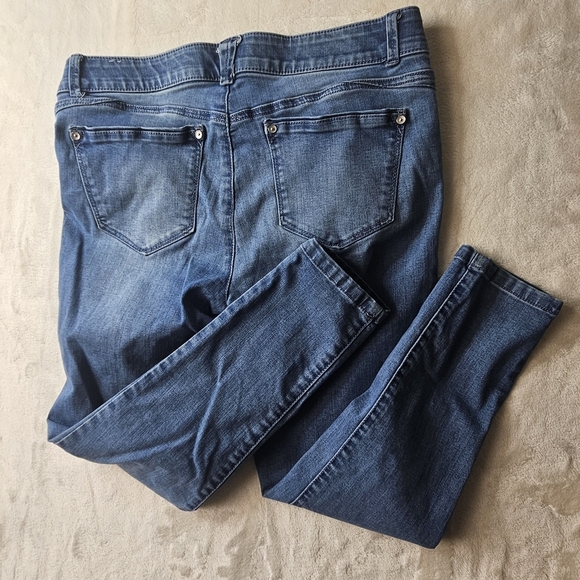 Wit & Wisdom Jeans 12 Skinny Denim Medium Blue Wash - Picture 10 of 11